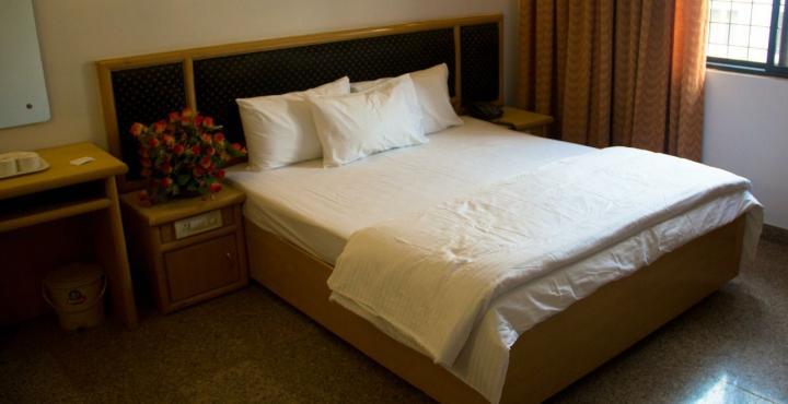 Oyo 539 Hotel Pearl Inn Bangalore Extérieur photo