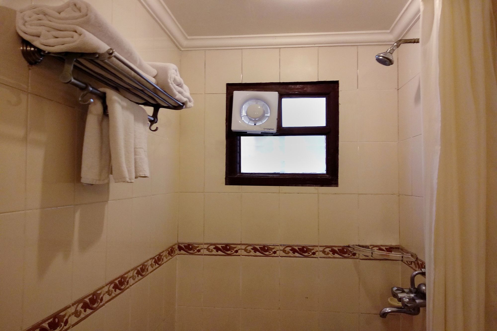 Oyo 539 Hotel Pearl Inn Bangalore Extérieur photo
